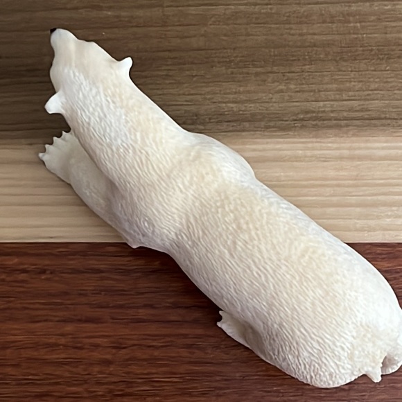 Hand-Carved Walrus Ivory Bear by Ray Toolie - Picture 10 of 15